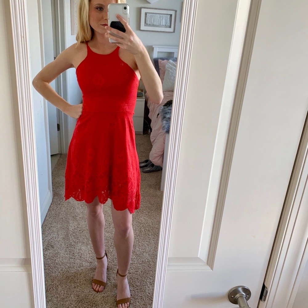Pink/red lace dress